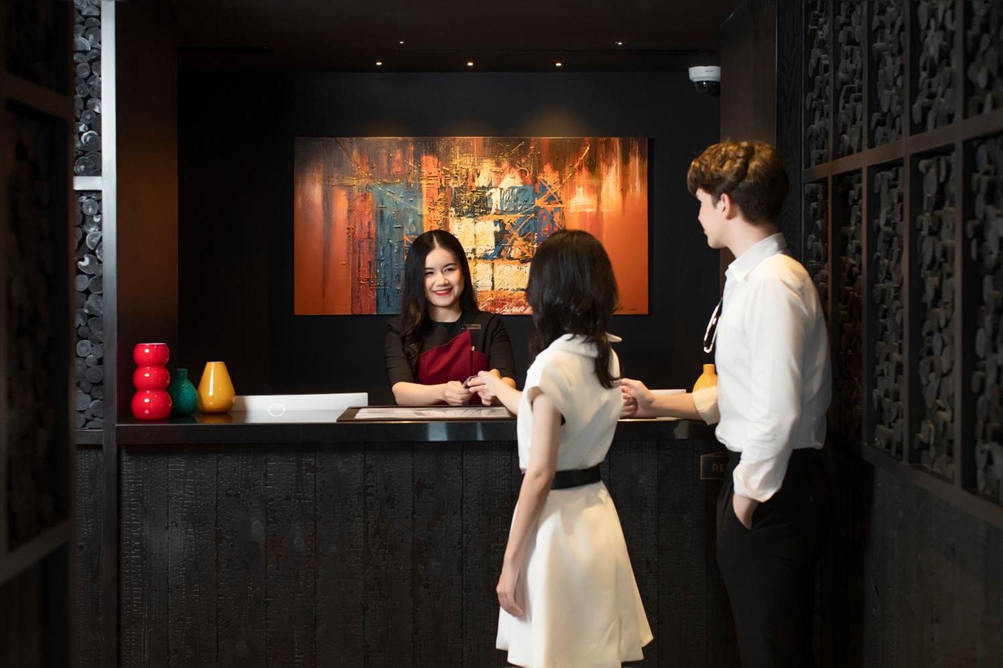 The Gravitique Hotel Khaosan Bangkok Exterior foto